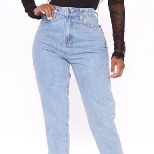 Fashion Nova let’s rewind mom jeans- medium blue